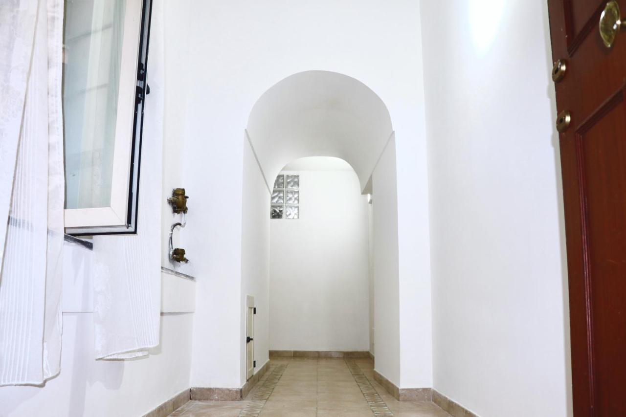 House Relax Apartment Centro Di Napoli Exterior foto
